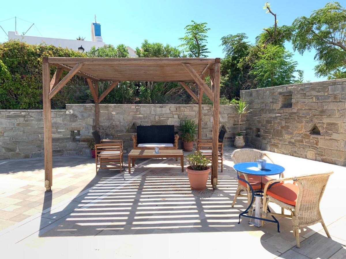 Pandrossos Hotel - Paros Buitenkant foto