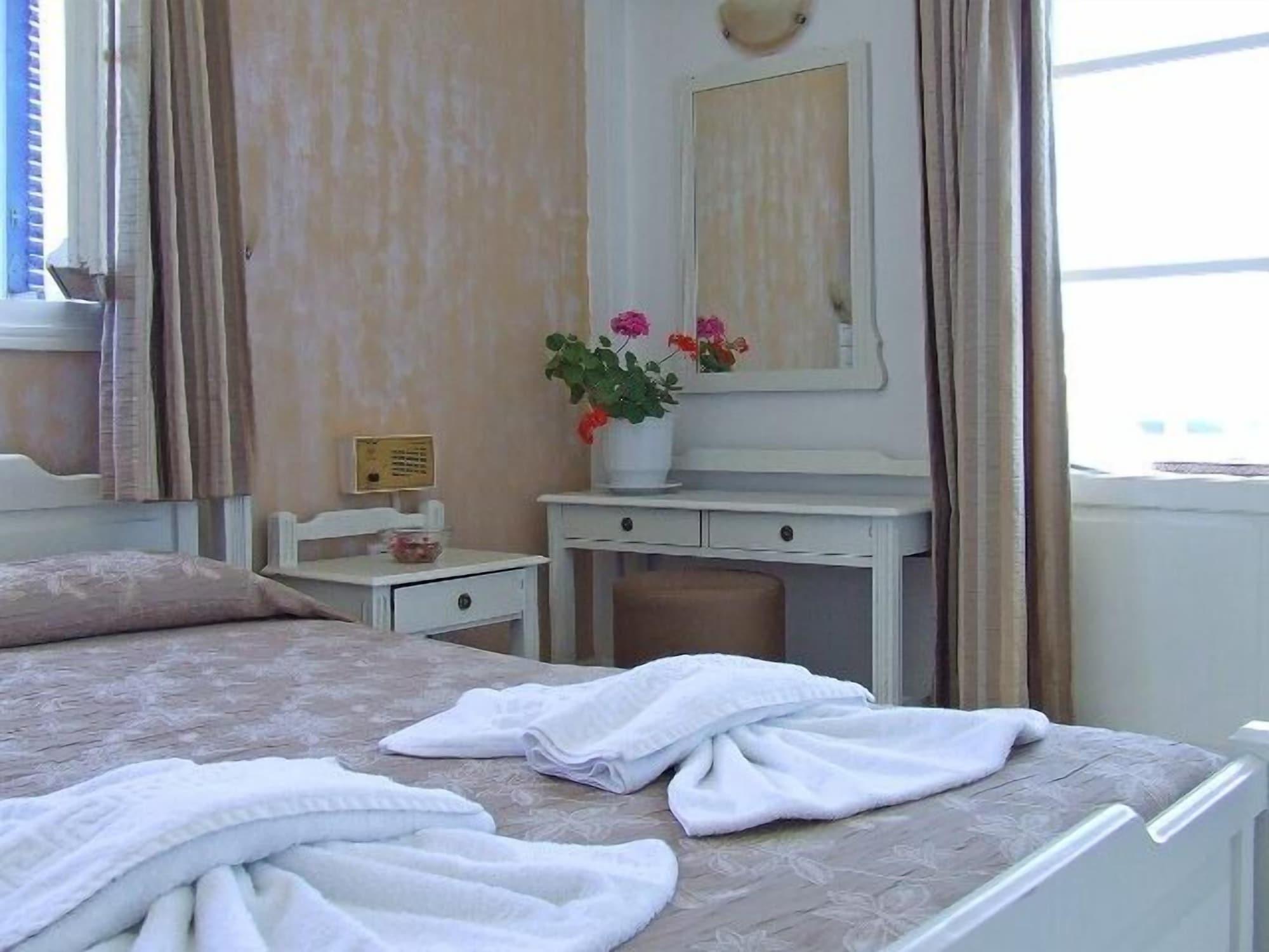 Pandrossos Hotel - Paros Buitenkant foto